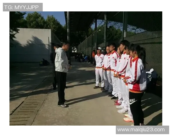 武汉网球队转型之路与欧冠足球的得失分析